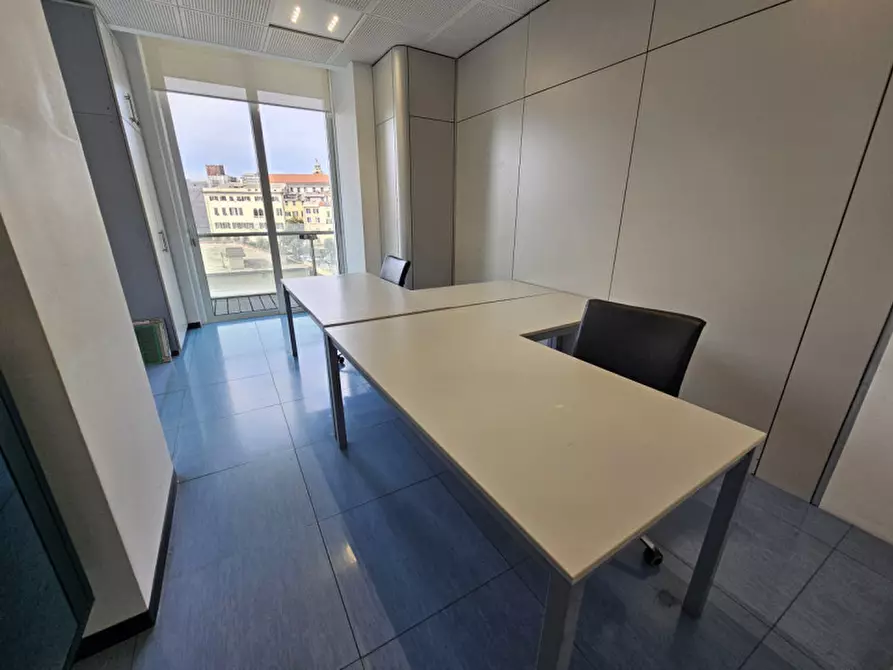 Immagine 16 di Appartamento in vendita  in Largo Delle Coffe a Savona