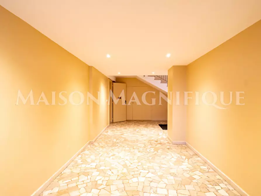 Immagine 27 di Appartamento in vendita  in Viale Belvedere a Ferrara