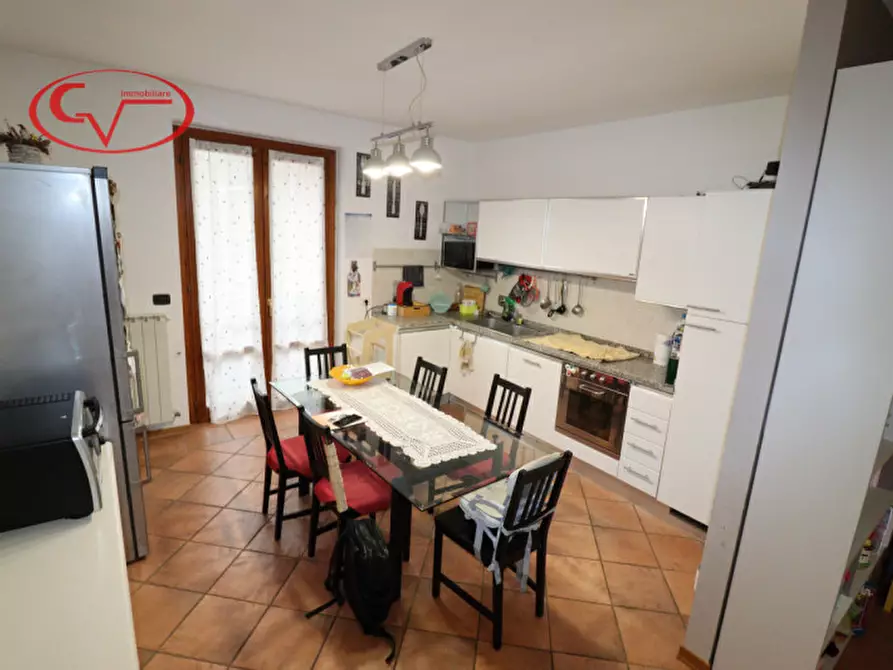 Immagine 10 di Appartamento in vendita  in Levane a Montevarchi