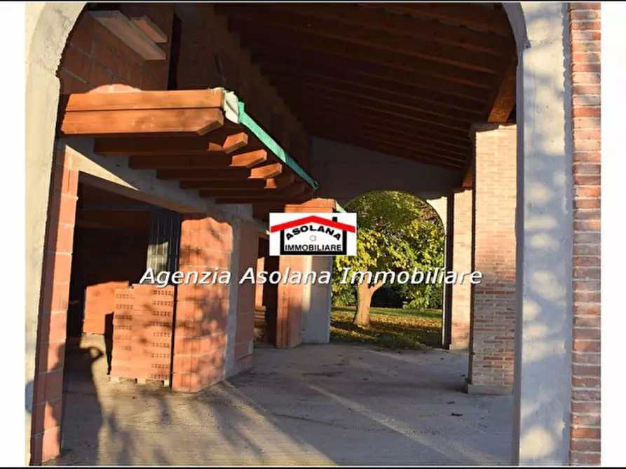 Immagine 18 di Magazzino in vendita  in lovigioni a Altivole