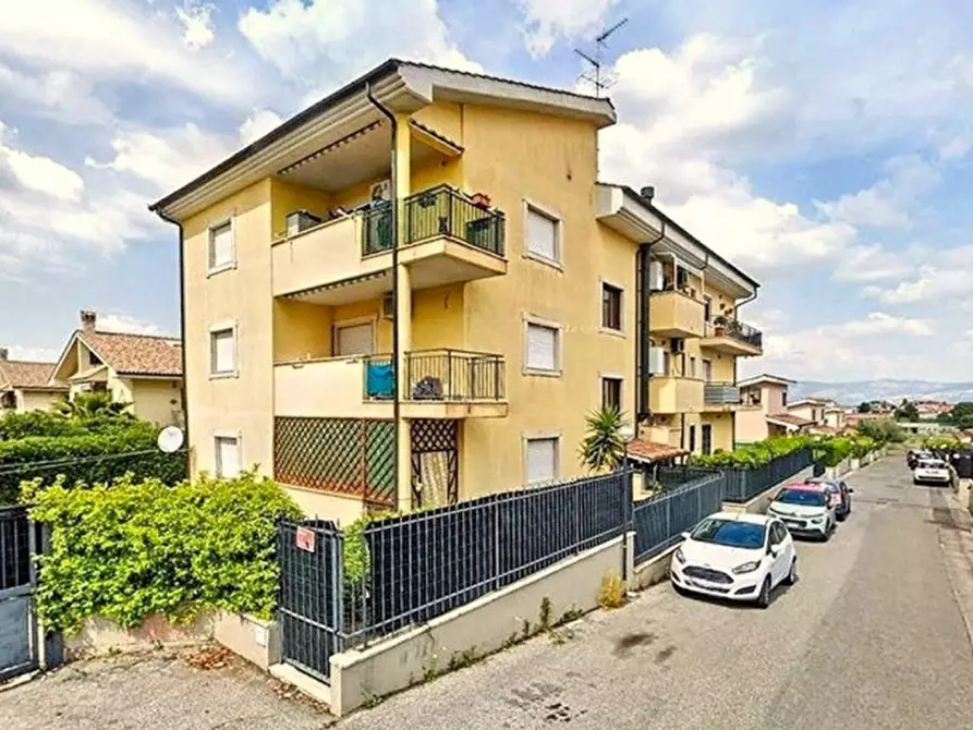 Immagine 2 di Cantina in vendita  in Via Torre dei Nolfi, 19, 00132 Roma RM, Italia a Roma