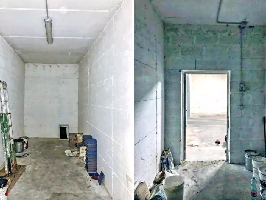 Immagine 3 di Cantina in vendita  in Via Torre dei Nolfi, 19, 00132 Roma RM, Italia a Roma