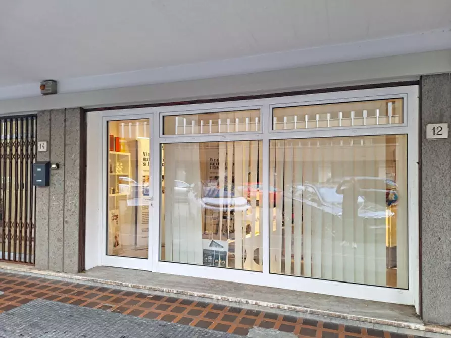 Immagine 1 di Negozio in vendita  in Via Adolfo Antognoli, 12, 50127 Firenze FI, Italia a Firenze