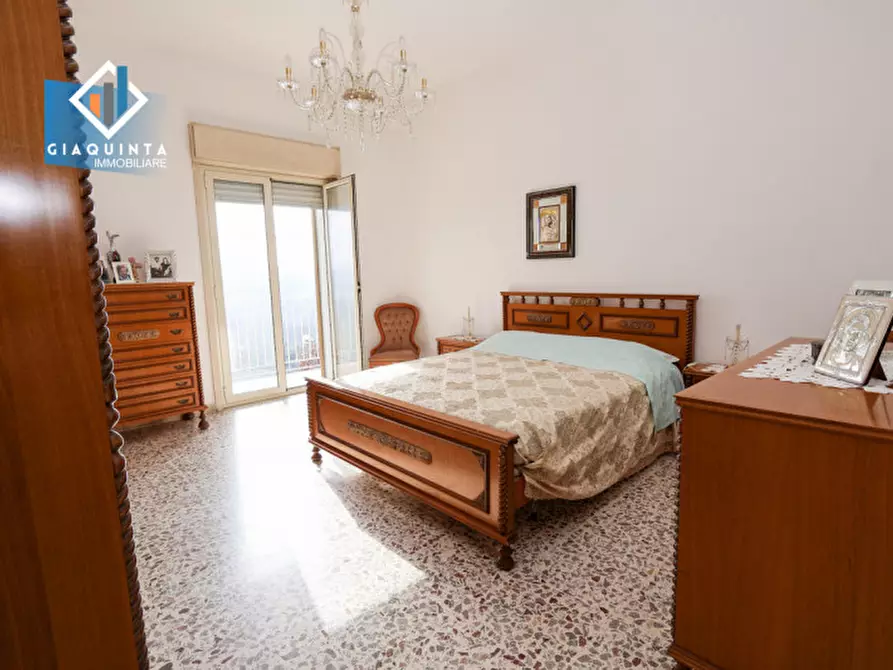 Immagine 4 di Appartamento in vendita  in Viale della Rimembranza n. 36 a Mineo