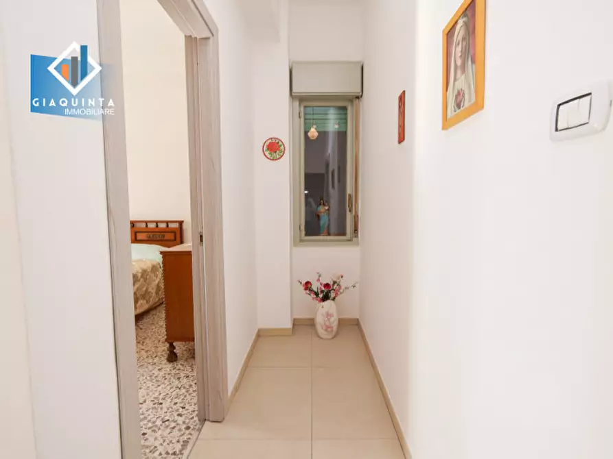 Immagine 12 di Appartamento in vendita  in Viale della Rimembranza n. 36 a Mineo