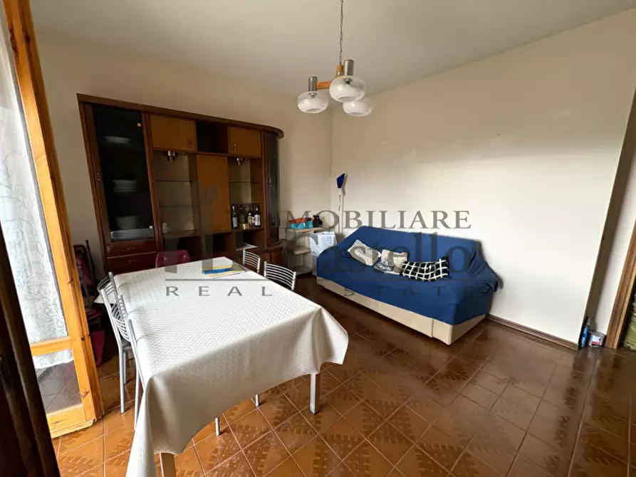 Immagine 5 di Appartamento in vendita  in Via Silvio Pellico a Castiglione Del Lago