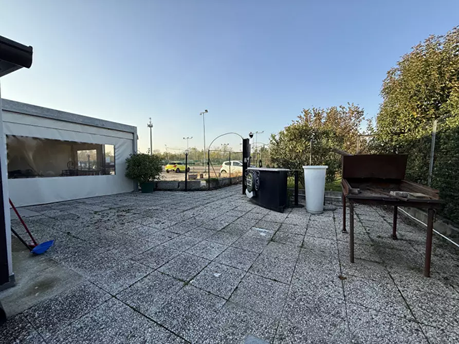 Immagine 12 di Attività commerciale in affitto  in Via Marin Faliero a Verona