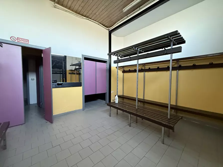 Immagine 17 di Attività commerciale in affitto  in Via Marin Faliero a Verona