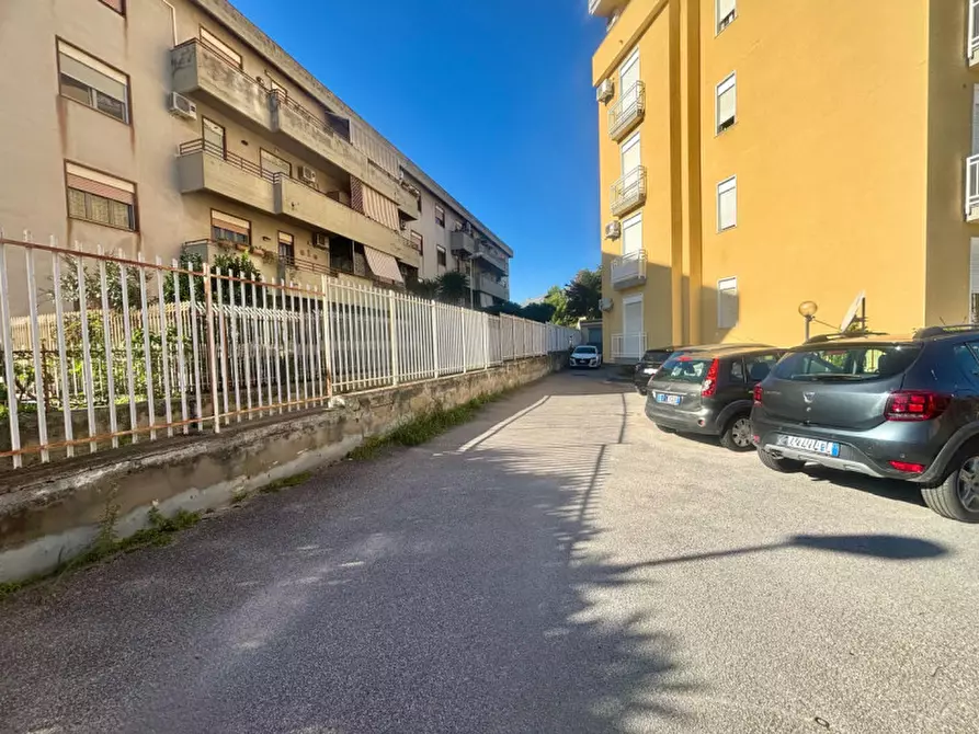 Immagine 4 di Appartamento in vendita  in via del fondo a Palermo