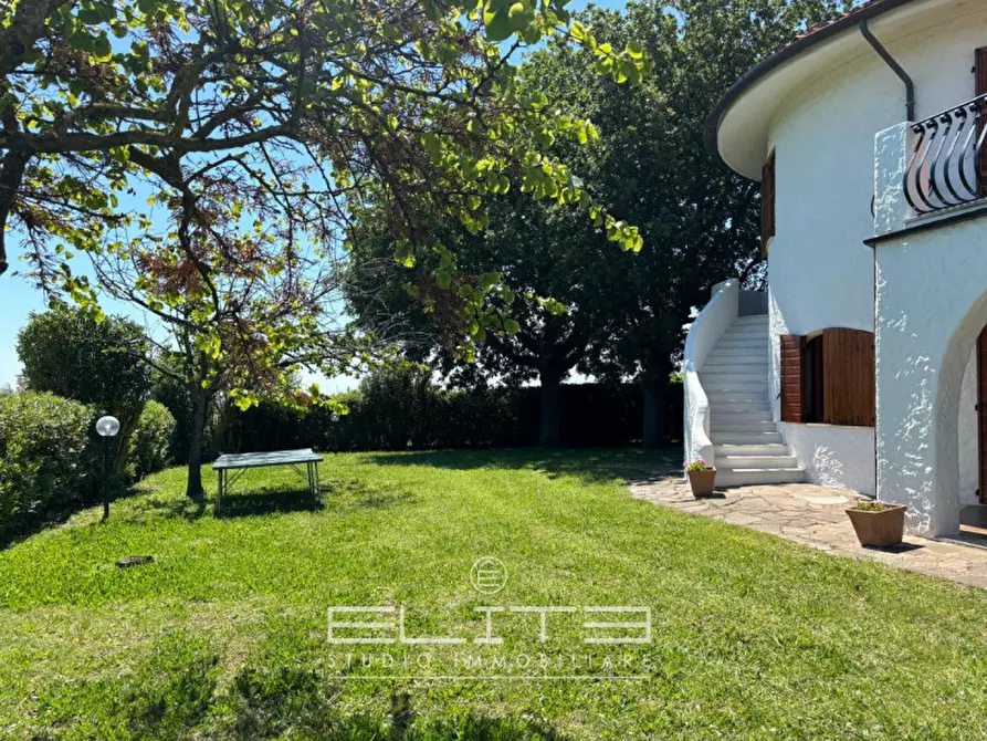 Immagine 5 di Villa in affitto  in VIALE MARE VERDE a Numana