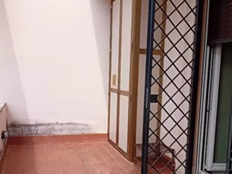 Immagine 1 di Appartamento in affitto  in via loggia dei pisani 11 a Napoli