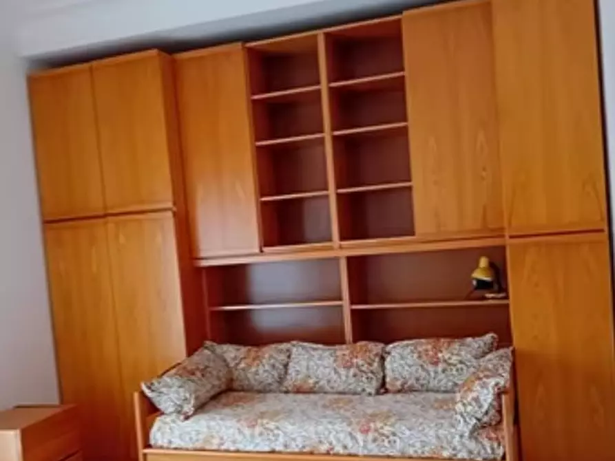 Immagine 2 di Appartamento in affitto  in via loggia dei pisani 11 a Napoli