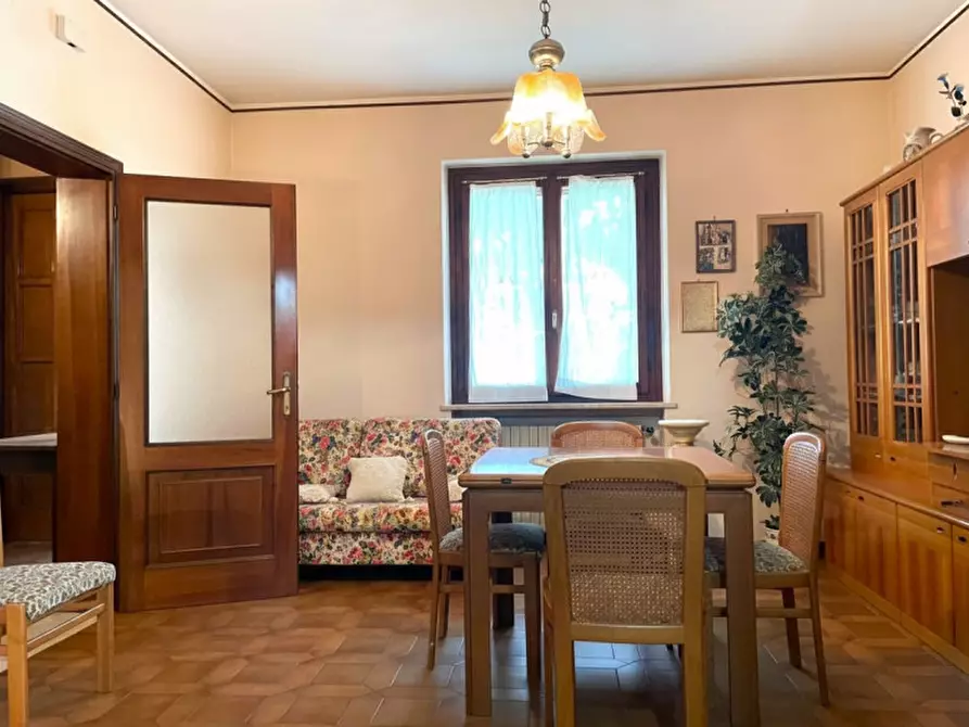 Immagine 16 di Villa in vendita  a Valeggio Sul Mincio