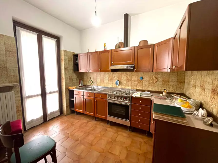 Immagine 17 di Villa in vendita  a Valeggio Sul Mincio