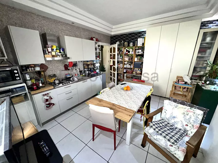 Immagine 2 di Appartamento in vendita  a Padova