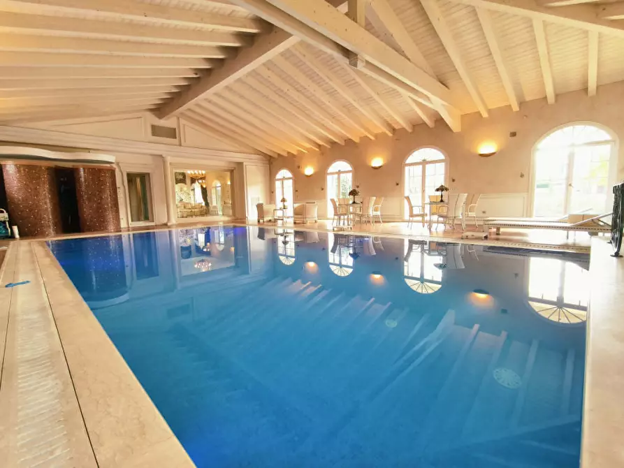 Immagine 9 di Villa in vendita  in Via Benato Vittorio a Badia Polesine