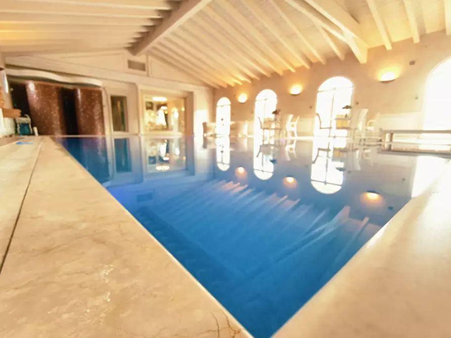 Immagine 10 di Villa in vendita  in Via Benato Vittorio a Badia Polesine