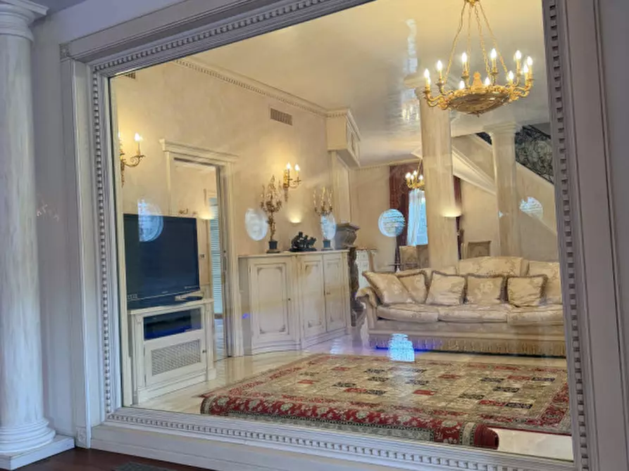 Immagine 11 di Villa in vendita  in Via Benato Vittorio a Badia Polesine