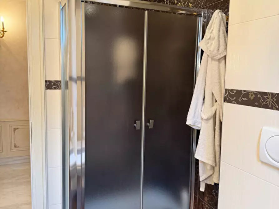 Immagine 26 di Villa in vendita  in Via Benato Vittorio a Badia Polesine