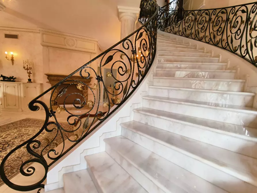 Immagine 28 di Villa in vendita  in Via Benato Vittorio a Badia Polesine