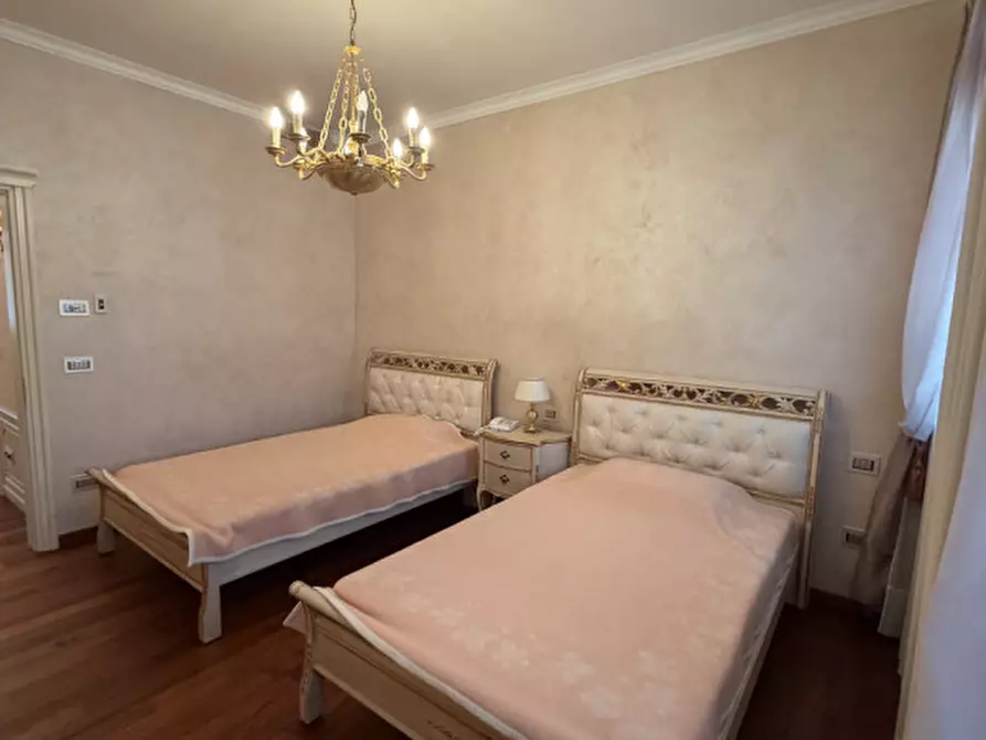 Immagine 44 di Villa in vendita  in Via Benato Vittorio a Badia Polesine