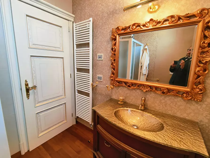 Immagine 51 di Villa in vendita  in Via Benato Vittorio a Badia Polesine