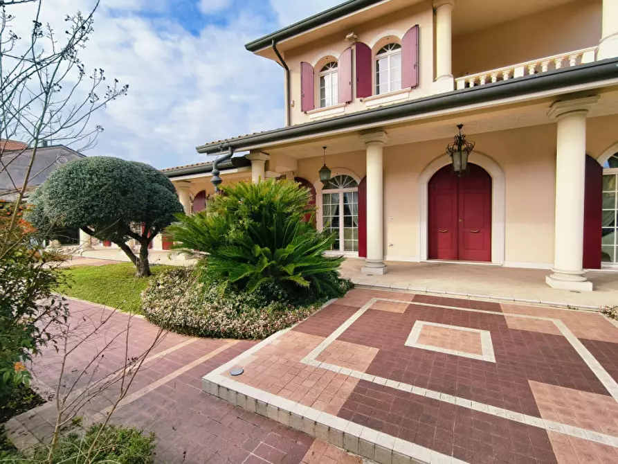 Immagine 52 di Villa in vendita  in Via Benato Vittorio a Badia Polesine