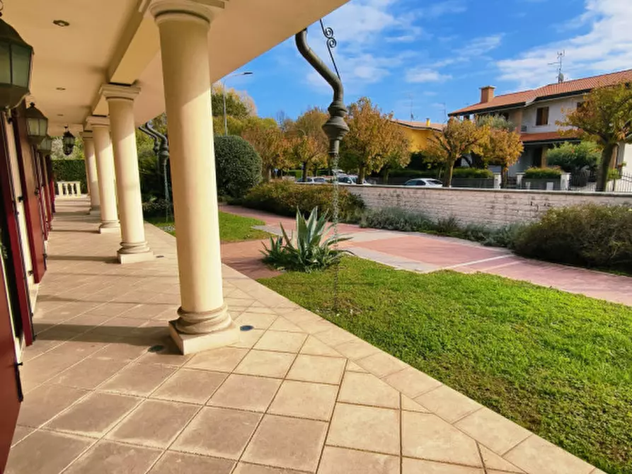 Immagine 75 di Villa in vendita  in Via Benato Vittorio a Badia Polesine