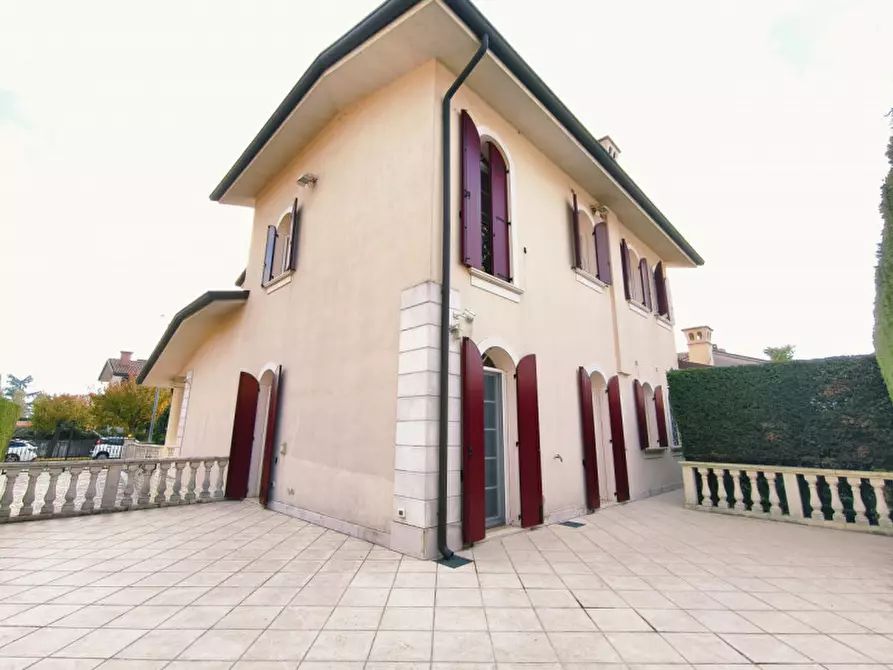 Immagine 77 di Villa in vendita  in Via Benato Vittorio a Badia Polesine