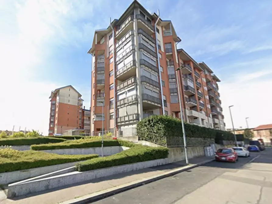 Immagine 1 di Garage in vendita  in Via Fossata 57 a Torino