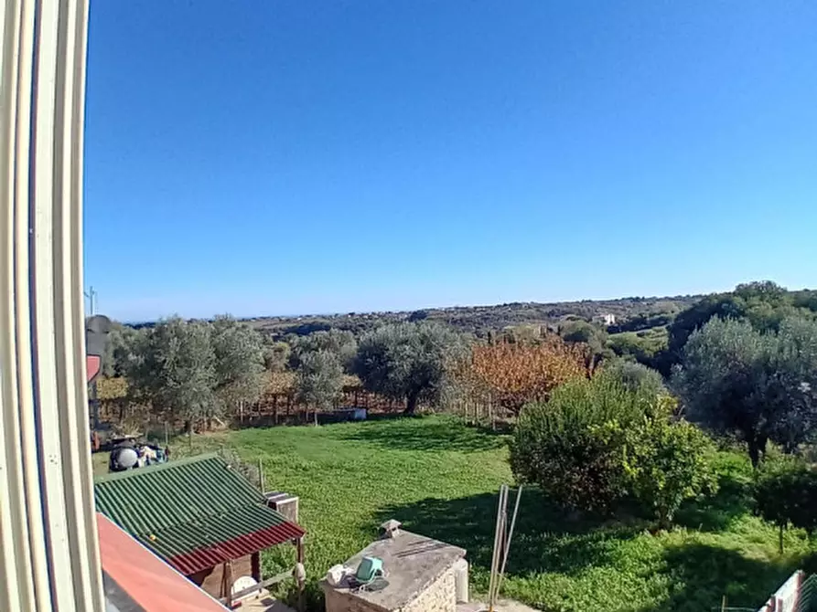 Immagine 15 di Casa bifamiliare in vendita  in zona lido riccio a Ortona
