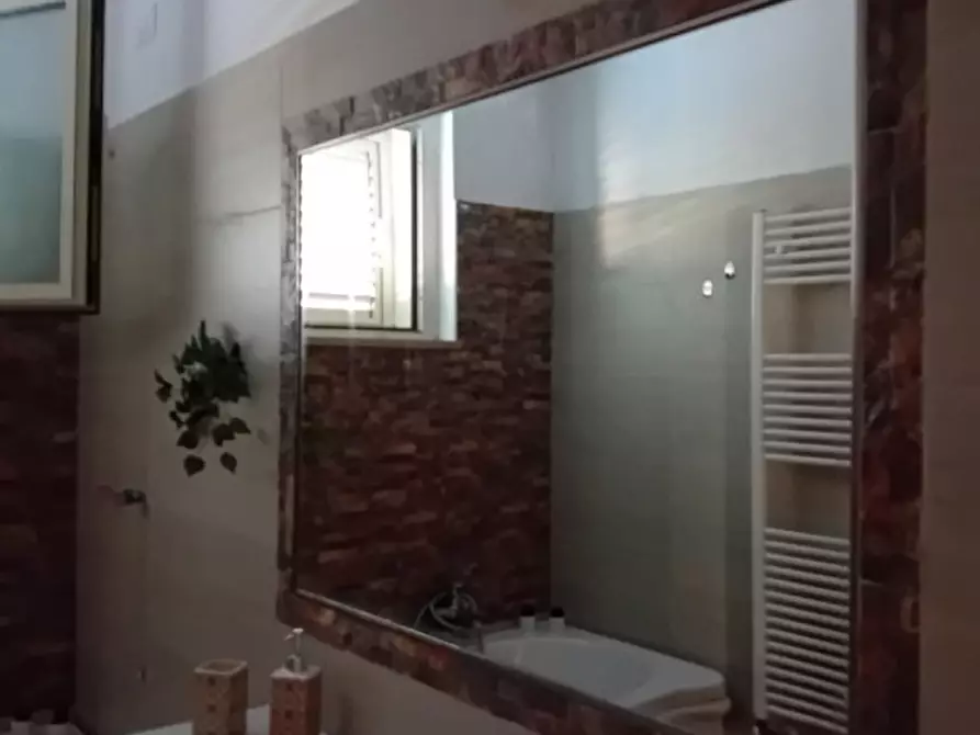 Immagine 26 di Casa bifamiliare in vendita  in zona lido riccio a Ortona