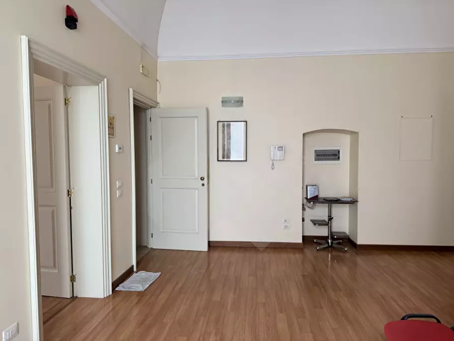 Immagine 5 di Ufficio in affitto  a Andria