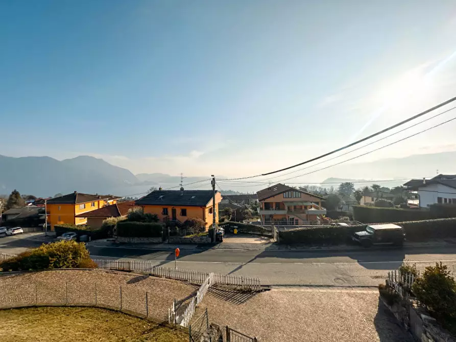 Immagine 2 di Villa in vendita  in via nuova intra premeno, 108 a Arizzano