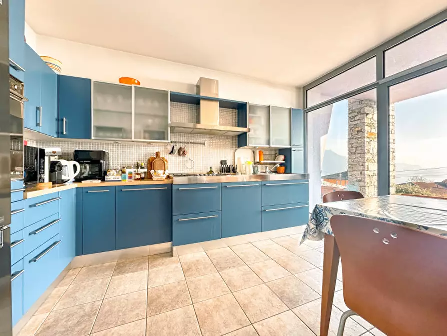 Immagine 7 di Villa in vendita  in via nuova intra premeno, 108 a Arizzano