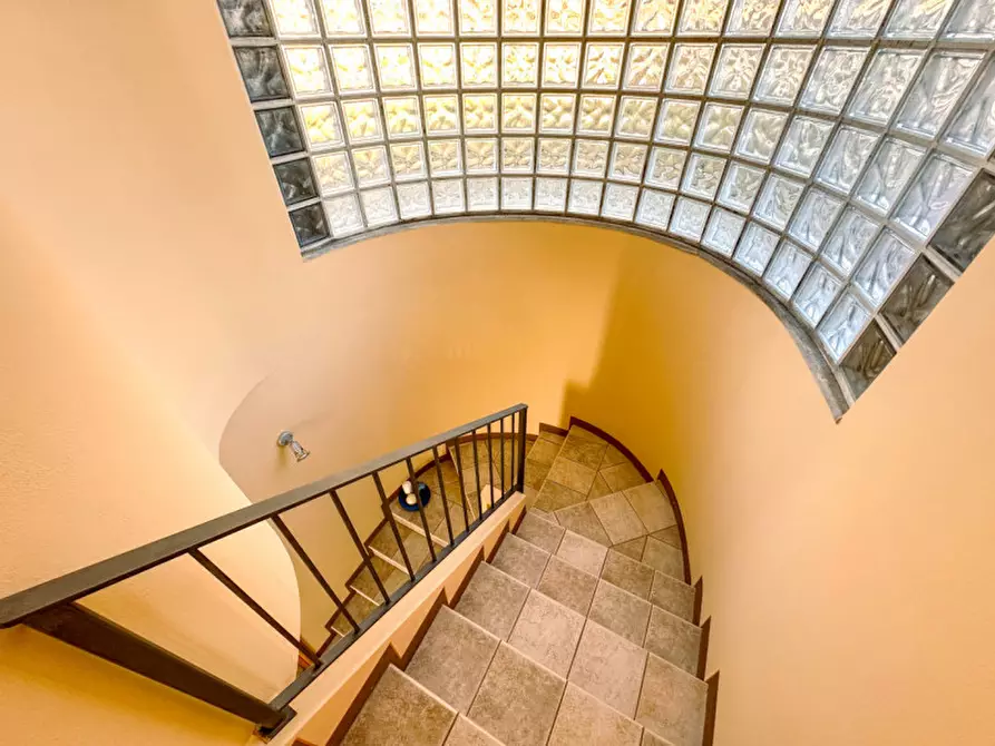 Immagine 29 di Villa in vendita  in via nuova intra premeno, 108 a Arizzano