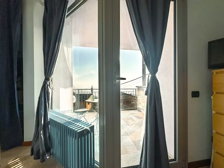 Immagine 33 di Villa in vendita  in via nuova intra premeno, 108 a Arizzano