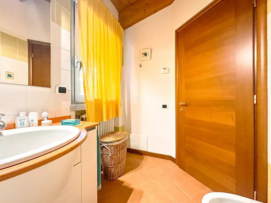 Immagine 36 di Villa in vendita  in via nuova intra premeno, 108 a Arizzano