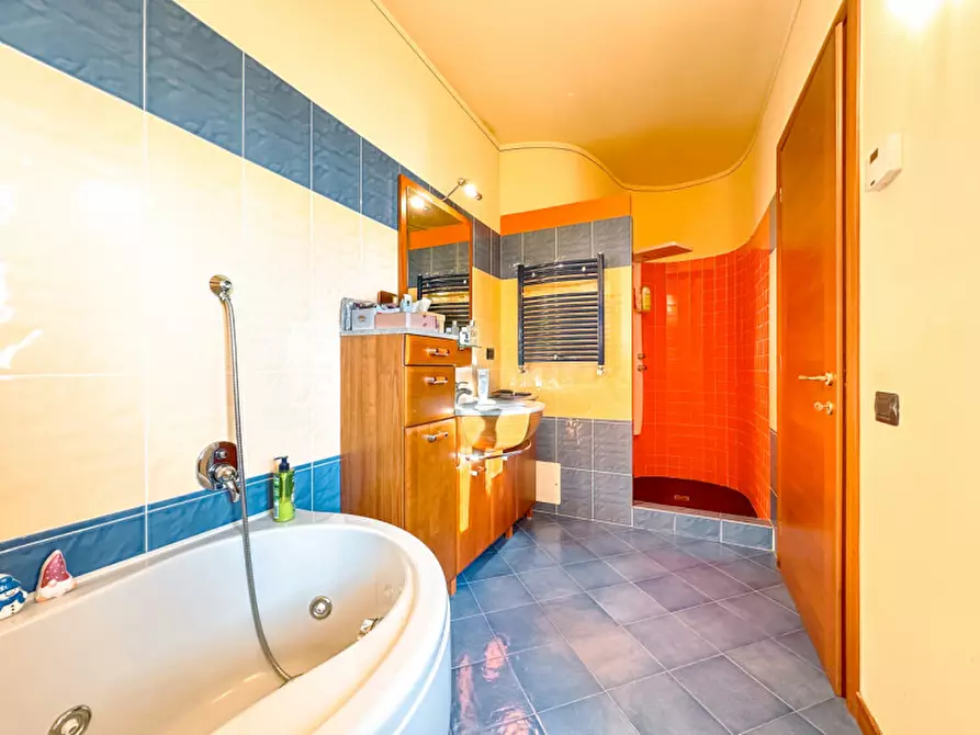 Immagine 39 di Villa in vendita  in via nuova intra premeno, 108 a Arizzano