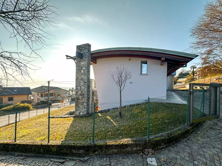 Immagine 53 di Villa in vendita  in via nuova intra premeno, 108 a Arizzano