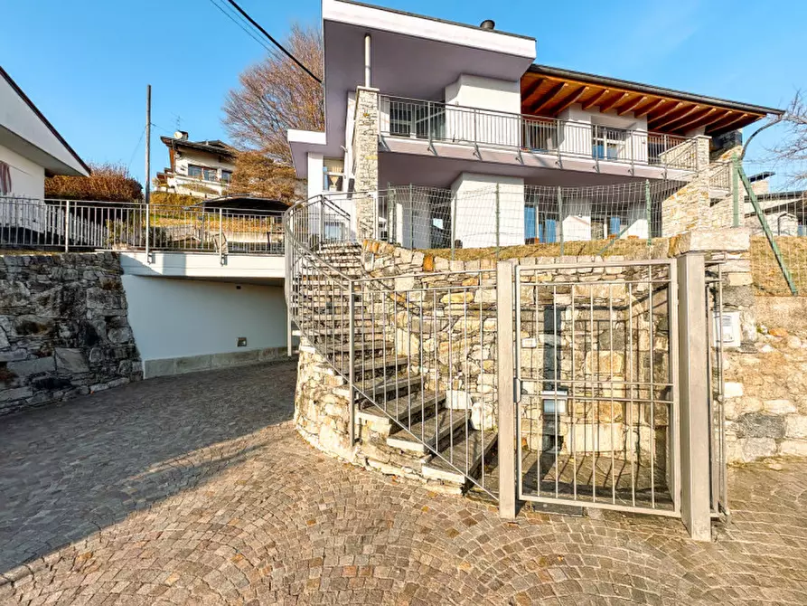 Immagine 60 di Villa in vendita  in via nuova intra premeno, 108 a Arizzano