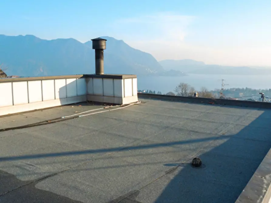 Immagine 76 di Villa in vendita  in via nuova intra premeno, 108 a Arizzano