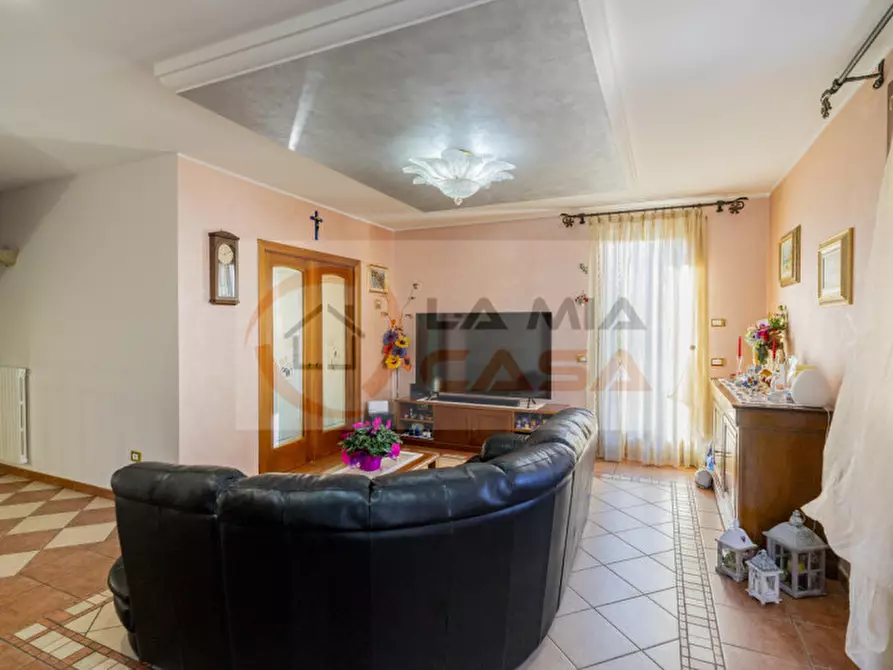 Immagine 1 di Casa trifamiliare in vendita  in Via Chiesa a Bovolenta