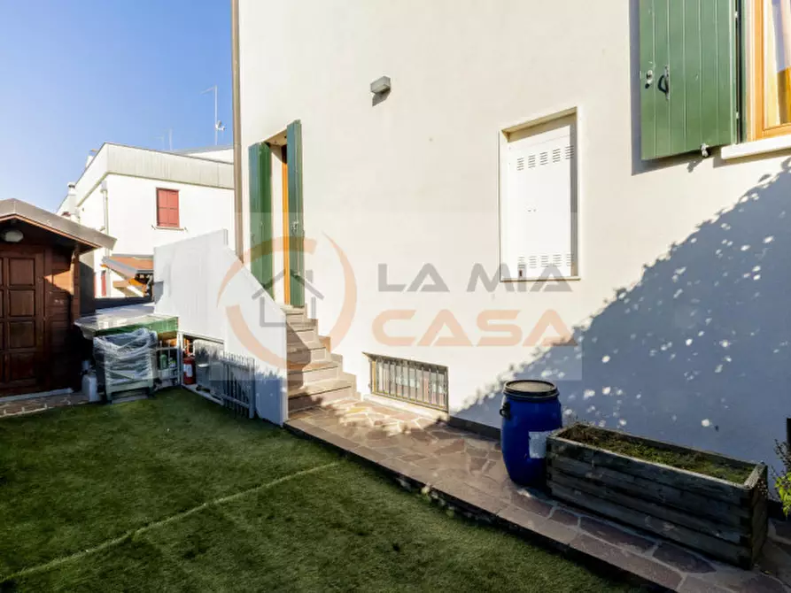 Immagine 13 di Casa trifamiliare in vendita  in Via Chiesa a Bovolenta