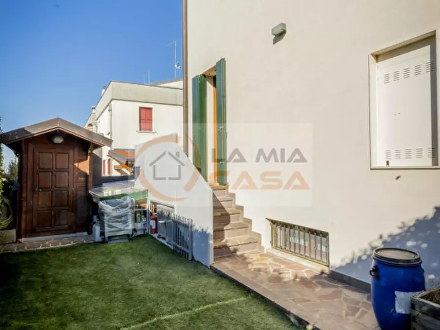 Immagine 14 di Casa trifamiliare in vendita  in Via Chiesa a Bovolenta