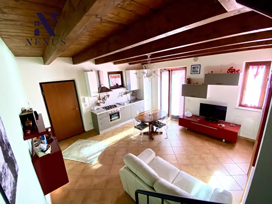 Immagine 5 di Appartamento in vendita  a San Costanzo