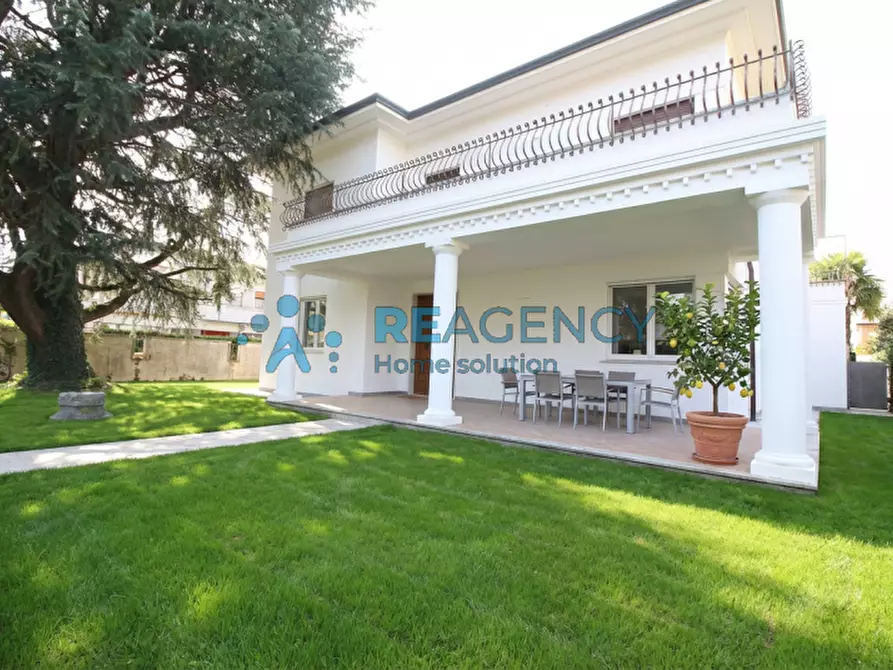 Immagine 1 di Casa indipendente in vendita  in via giuseppe mazzini 8 a Thiene