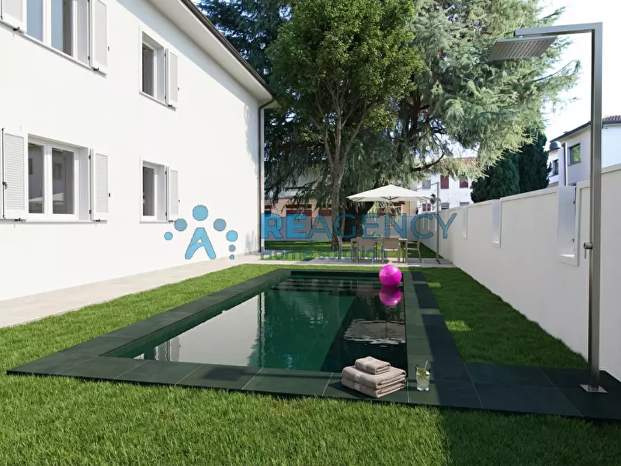 Immagine 1 di Casa indipendente in vendita  in via giuseppe mazzini 8 a Thiene