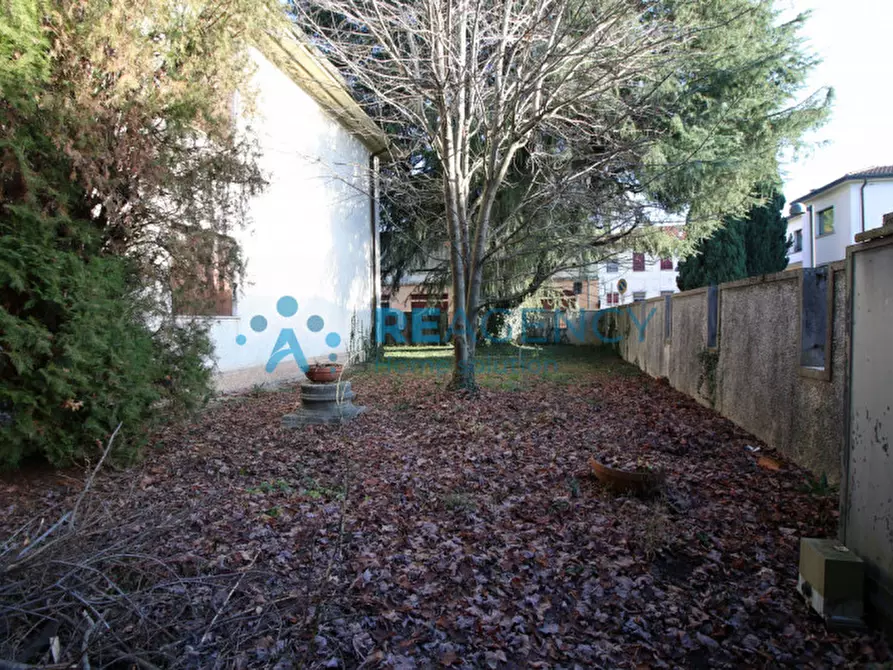 Immagine 3 di Casa indipendente in vendita  in via giuseppe mazzini 8 a Thiene