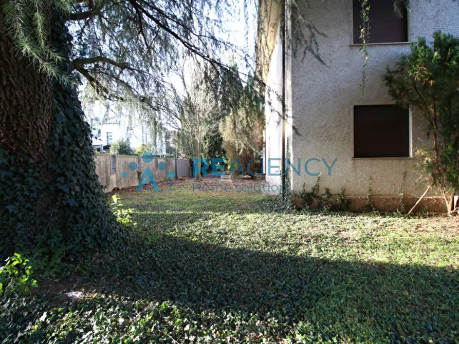 Immagine 5 di Casa indipendente in vendita  in via giuseppe mazzini 8 a Thiene